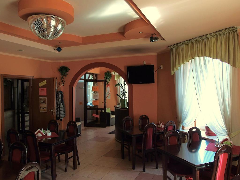 Villa Eden&Restaurant Ełk Esterno foto